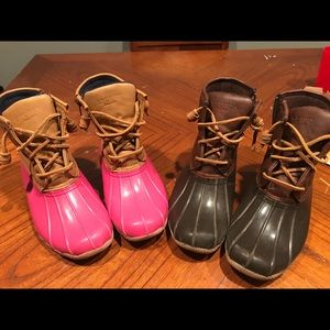 2 pair Girls Sperry Duck Boots